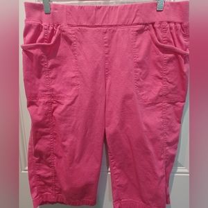 CHRISTOPHER & BANKS SIZE 14 PETITE COTTON CAPRIS!
